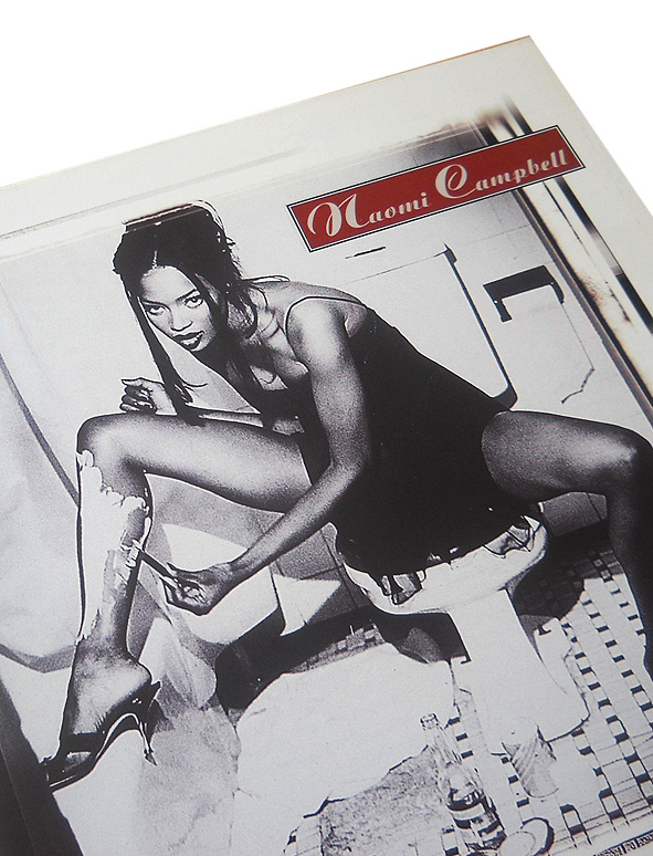 02 Carton promo Naomi Campbell